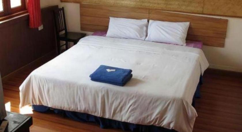 Sritrang Hotel Luaran gambar