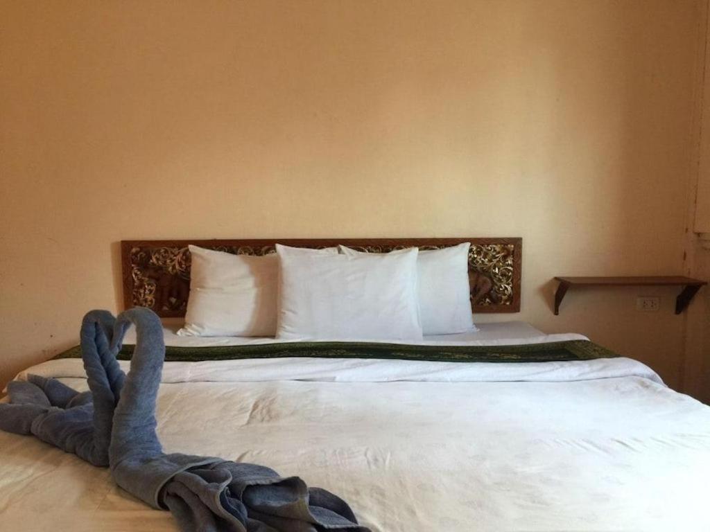 Sritrang Hotel Luaran gambar